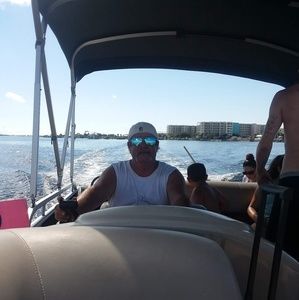 Meet your Posher, Donnie